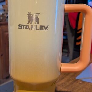 Stanley Cream and Orange Mug 40oz